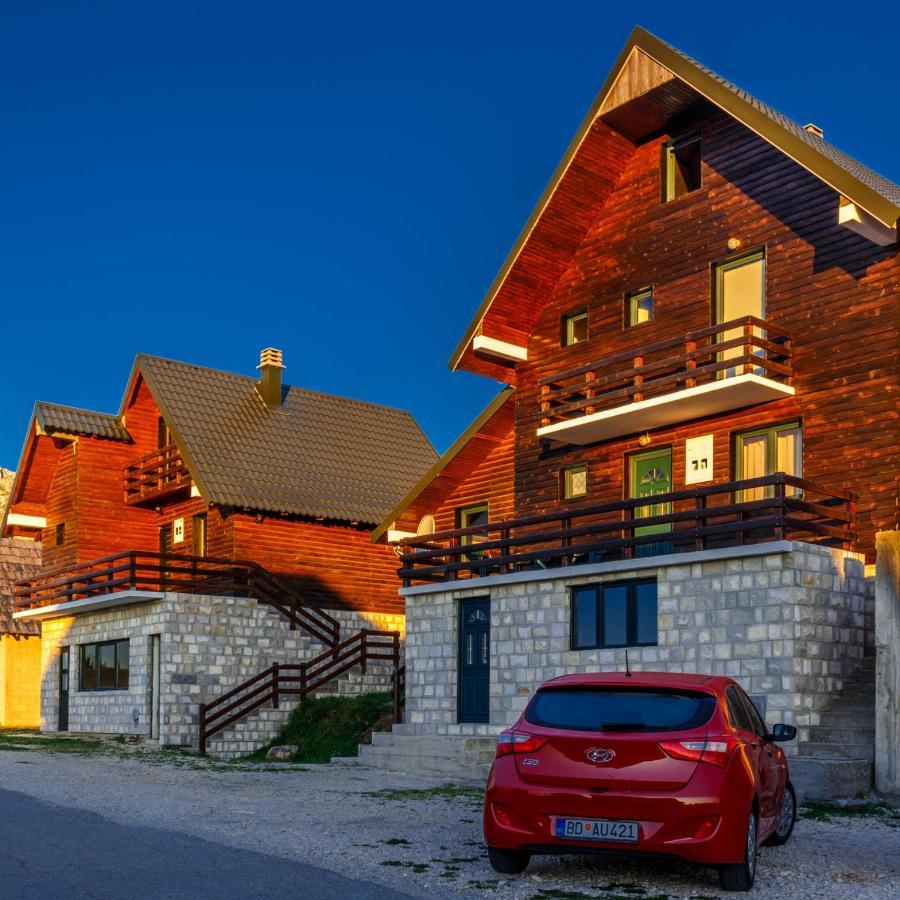 Guesthouse Wolf Žabljak エクステリア 写真