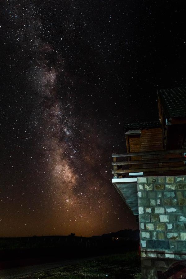 Guesthouse Wolf Žabljak エクステリア 写真
