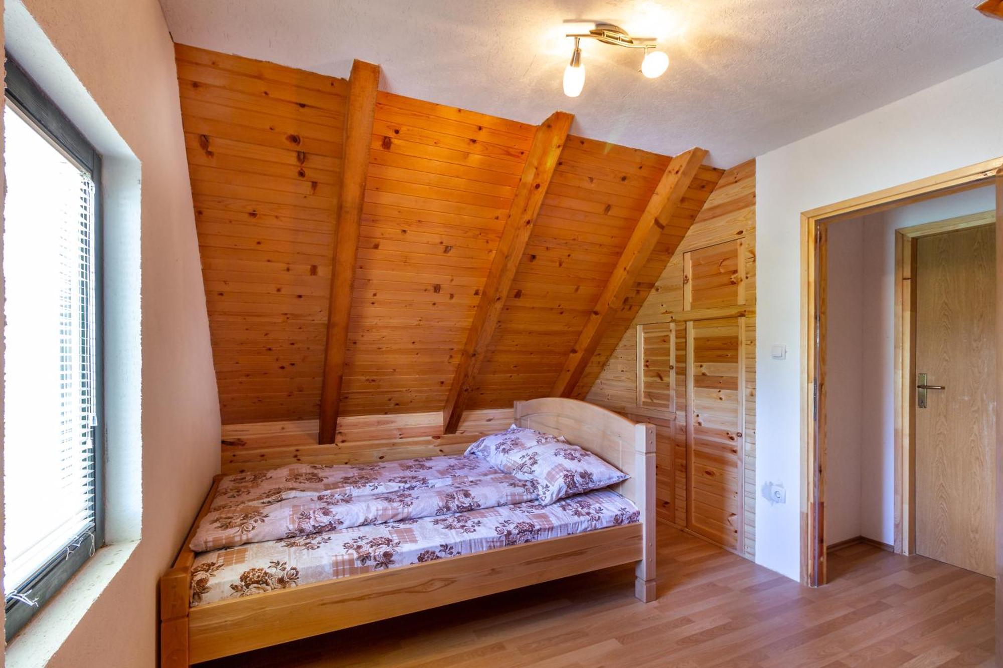 Guesthouse Wolf Žabljak エクステリア 写真